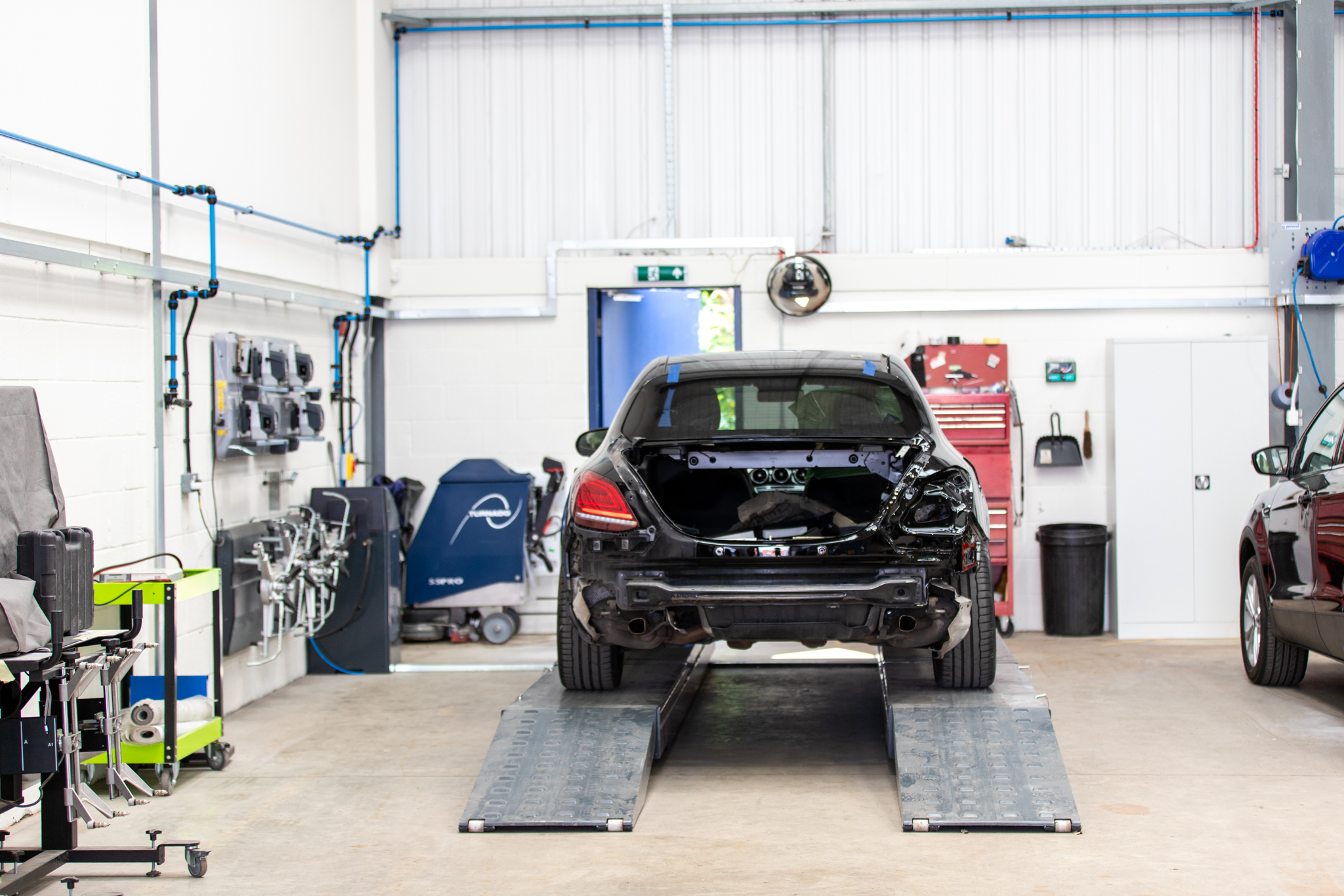 6 Crucial Vehicle Identification Images